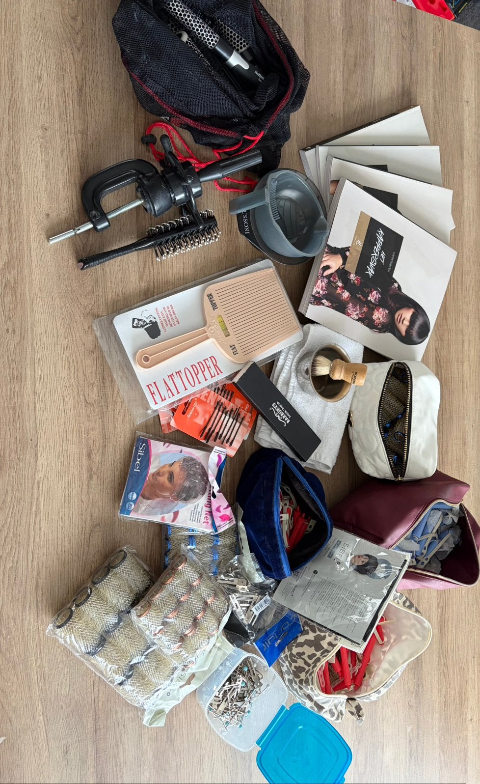 Kappersopleiding spullen+boeken, Ophalen, Beta, Zo goed als nieuw