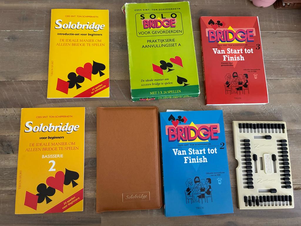 Uitgebreide Solobridge & Bridge Leermaterialen Set, Een of twee spelers, Ophalen of Verzenden, Gebruikt