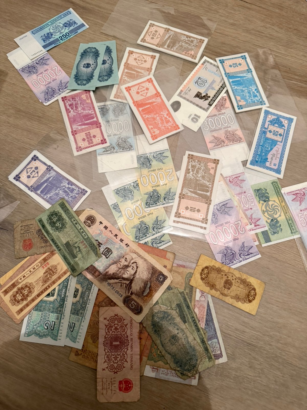 Groot lot Aziatische / georgische biljetten, Ophalen of Verzenden, Overige landen