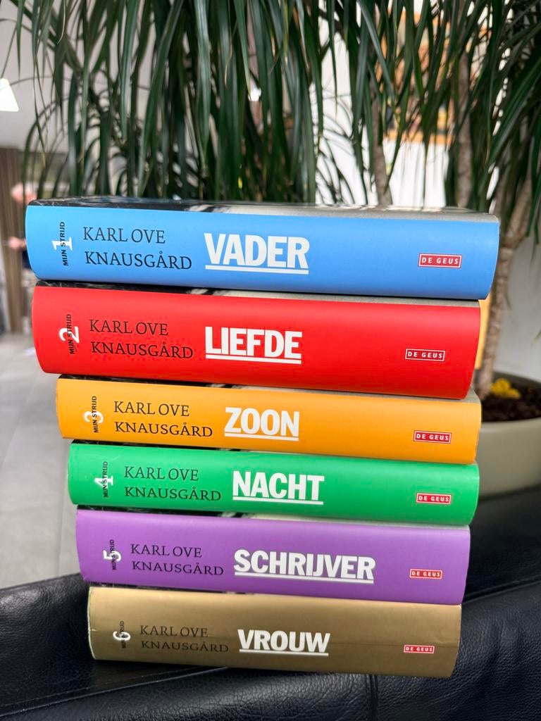 Mijn Strijd - Karl Ove Knausgård (Complete Set), Boeken, Ophalen of Verzenden, Zo goed als nieuw