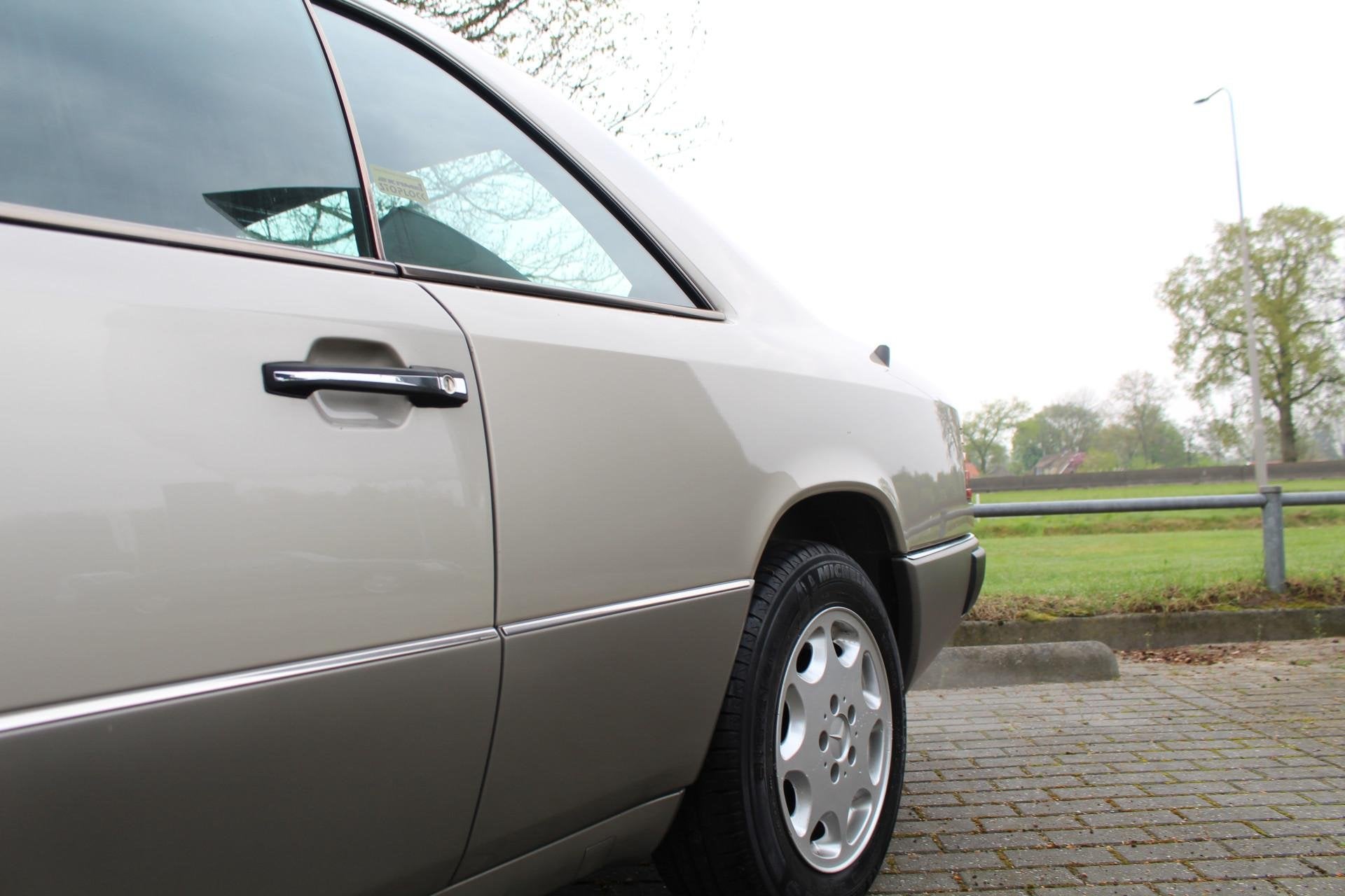 Mercedes-Benz 200-serie 200-500 (W124) 230 CE PRACHTGIE ORIG, foto 12
