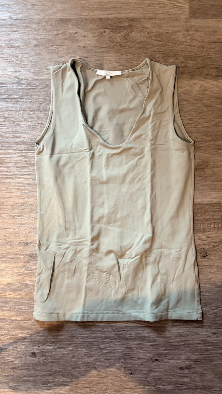Olijfgroene travel top Yaya, Ophalen of Verzenden, Zo goed als nieuw, Maat 38/40 (M), Korte mouw