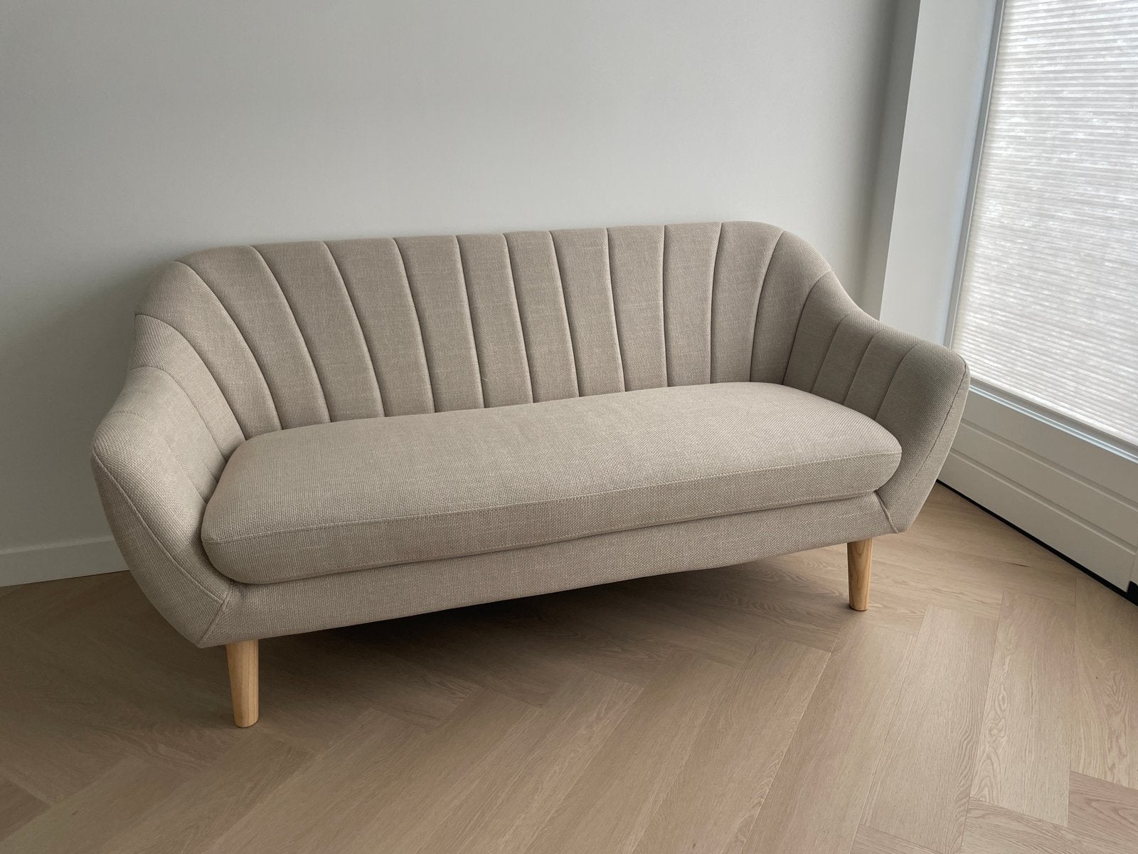 Bank Egedal, zgan, Huis en Inrichting, Banken | Sofa's en Chaises Longues, Ophalen, Zo goed als nieuw, Tweepersoons