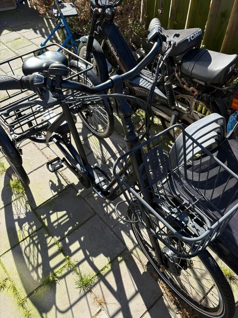 Vogue Elektrische Driewieler fiets Lage instap, Fietsen en Brommers, Fietsen | Driewielfietsen, Zo goed als nieuw, Ophalen of Verzenden