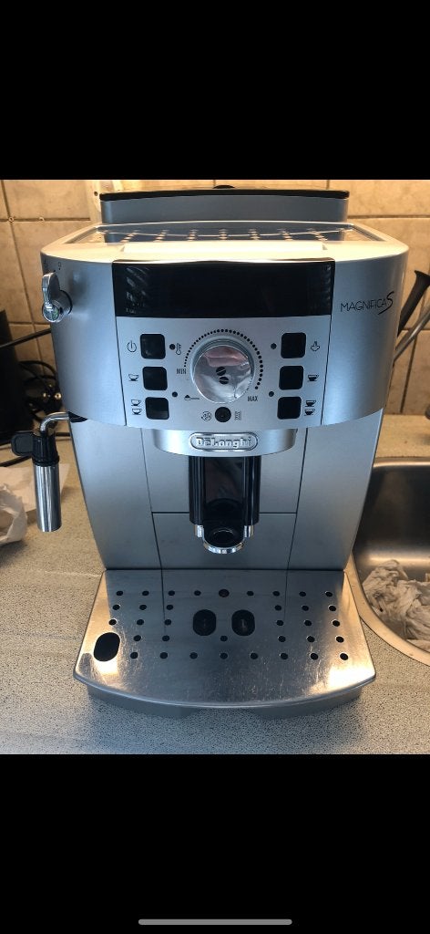 De'Longhi Magnifica S volautomatische espressomachine, Ophalen, Espresso apparaat, 10 kopjes of meer, Koffiebonen