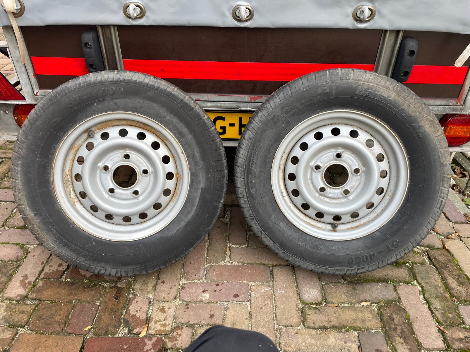 185 70 13 wielen voor aanhangwagen, Ophalen, Gebruikt