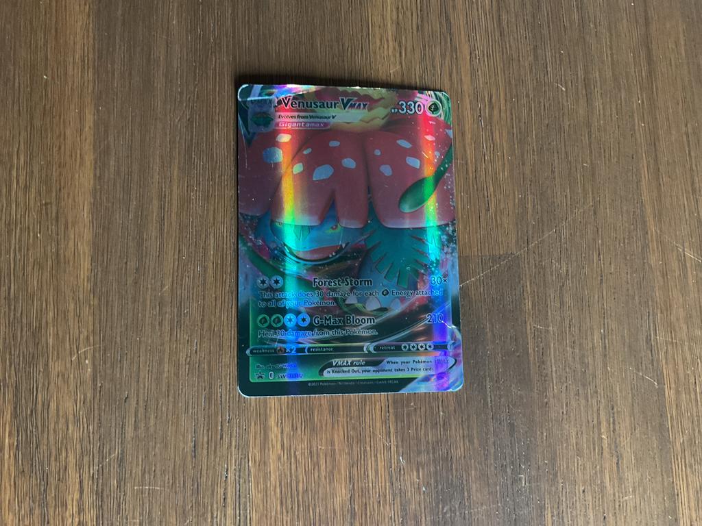 Venusaur VMAX Pokémon Kaart - Gigantamax, Hobby en Vrije tijd, Verzamelkaartspellen | Pokémon, Zo goed als nieuw, Losse kaart