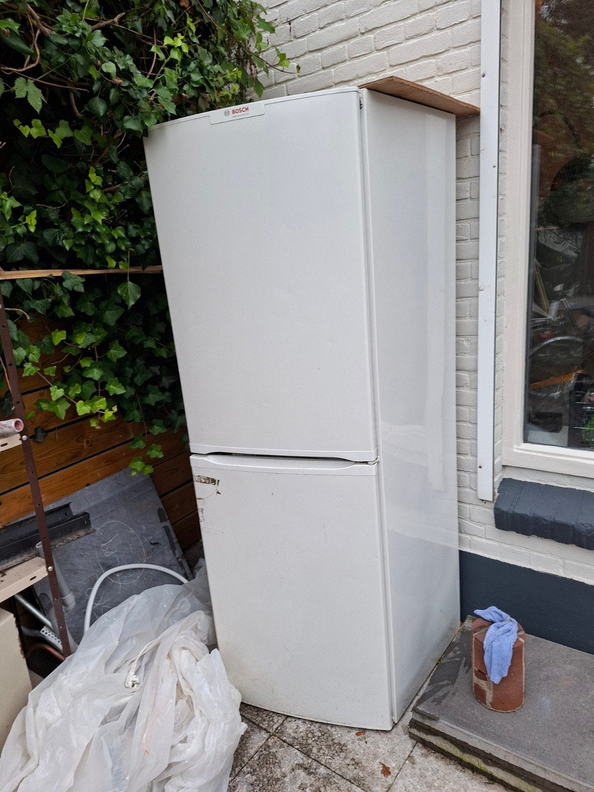 Bosch Koel-vriescombinatie met No Frost, Ophalen, Gebruikt, 200 liter of meer, 60 cm of meer