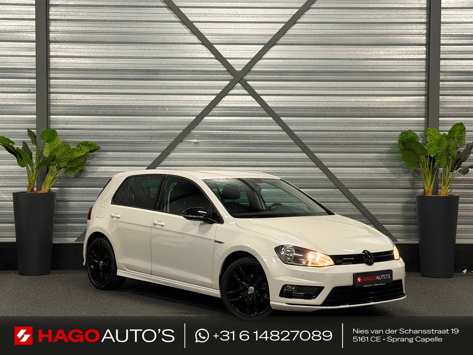 Volkswagen Golf 1.2 TSI R-Line DSG 110-PK/CRUISE/CLIMATE/PDC, Stof, Gebruikt, 4 cilinders, Wit