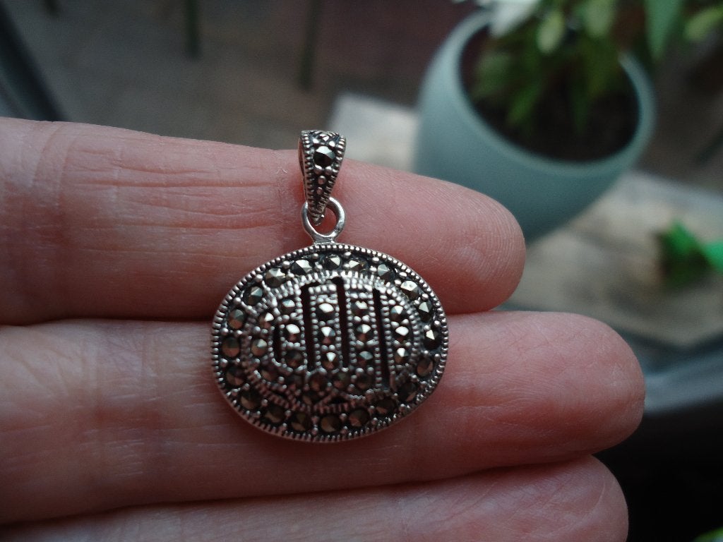 mooi echt zilveren ovaal hanger met markesiet nieuwstaat 925, Ophalen of Verzenden, Zo goed als nieuw, Met edelsteen, Zilver