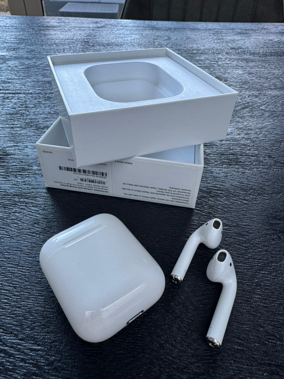 Apple AirPods 2 (A2031) (linker defect), Gebruikt, Microfoon, Ophalen of Verzenden, Apple
