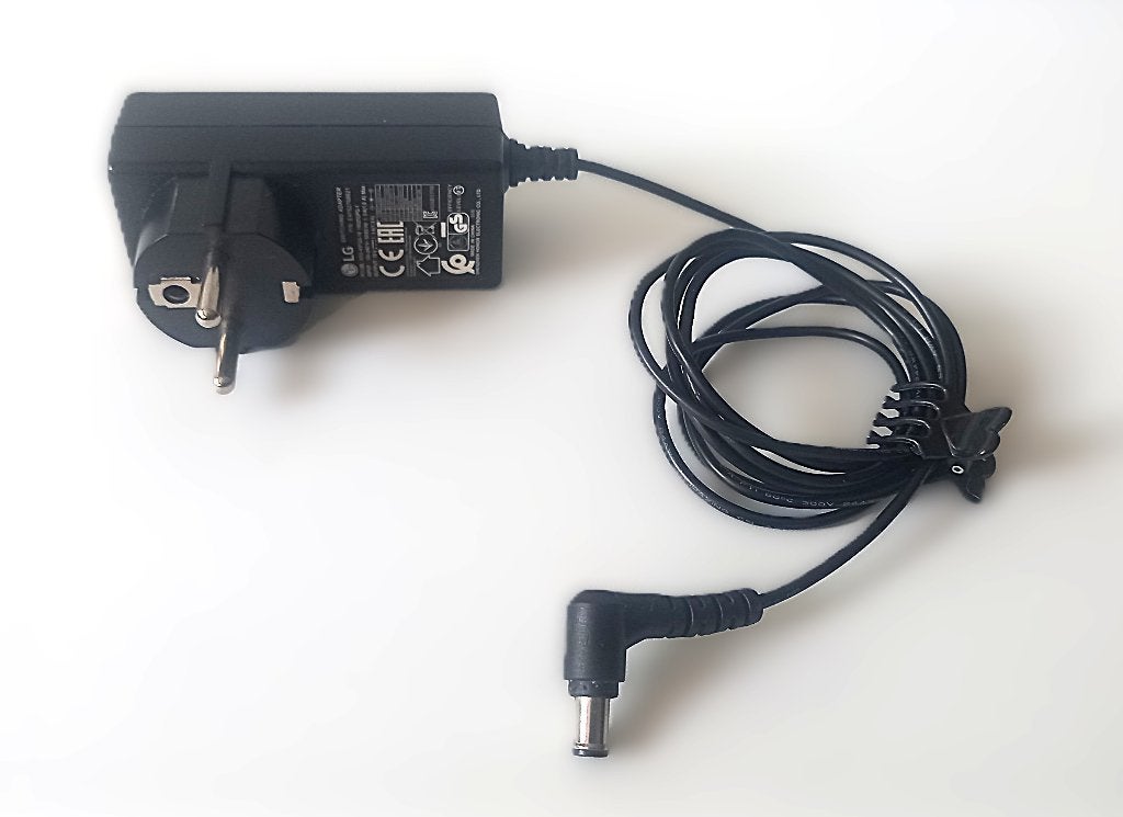 LG Monitor Adapter ADS-40FSG-19 19V 1,3A Zwart, Ophalen of Verzenden, Overige resoluties, 60 Hz of minder, Overige typen