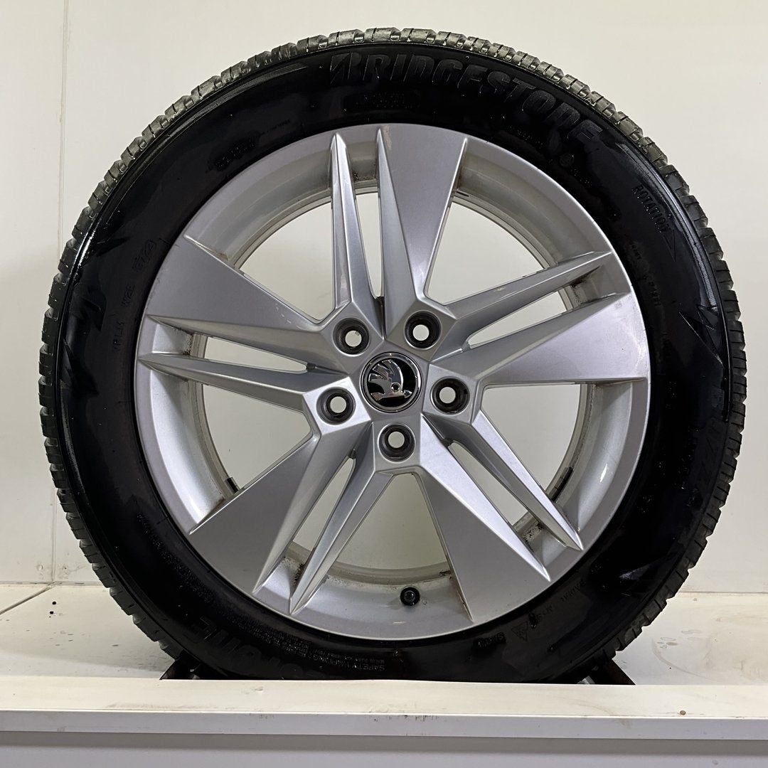 SKODA OCTAVIA MARKAB WINTERBANDEN SET 17 INCH ORIG, -, -, Banden en Velgen, 17 inch