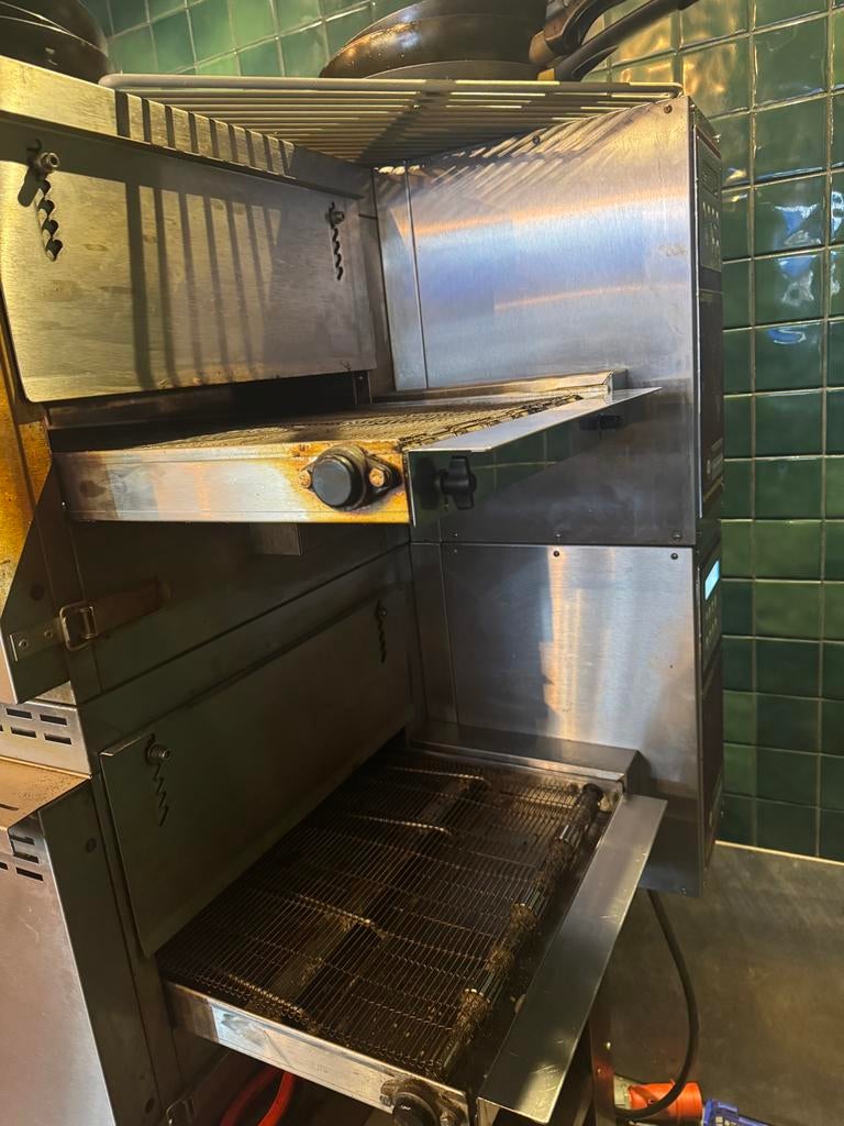 Professionele Pizza Tunneloven - Diamond Conveyor 40/56, Zakelijke goederen, Horeca | Keukenapparatuur, Ophalen, Gebruikt, Ovens, Magnetrons en Steamers