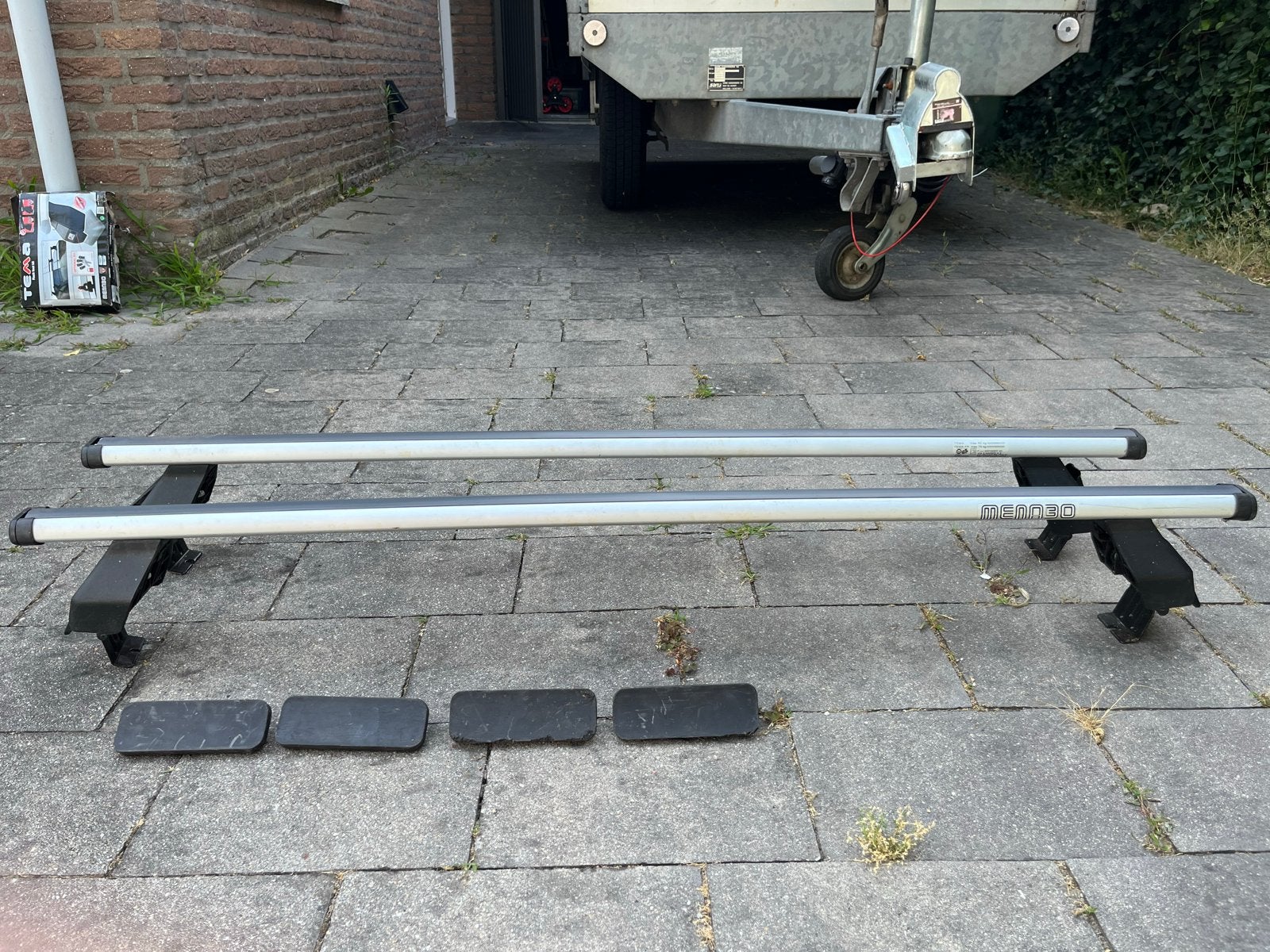 Menabo imperiaal systeem met kit voor diverse auto's, Auto diversen, Dakdragers, Gebruikt, Ophalen