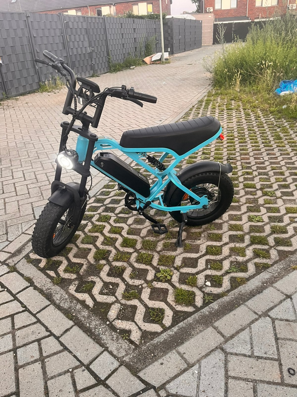 V20 mini blauw, Ophalen, Gebruikt