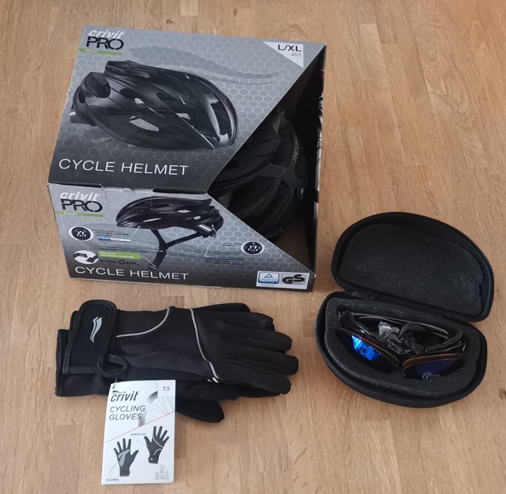 Fietshelm, handschoenen en bril, nieuw, Ophalen, Nieuw, Heer of Dame