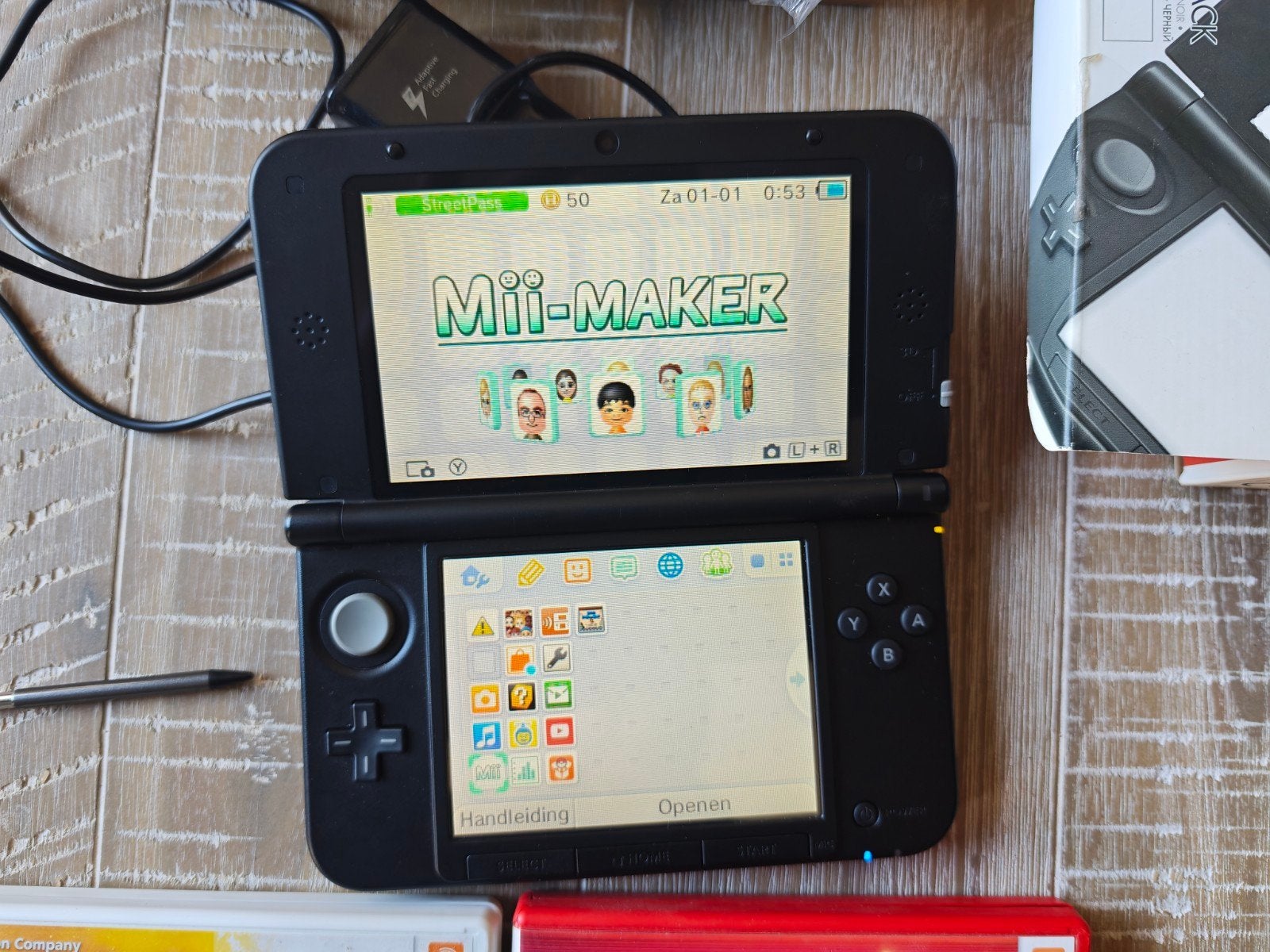 nintendo 3ds xl met Pokemon sun en ruby, Spelcomputers en Games, Ophalen, Zo goed als nieuw, 3DS