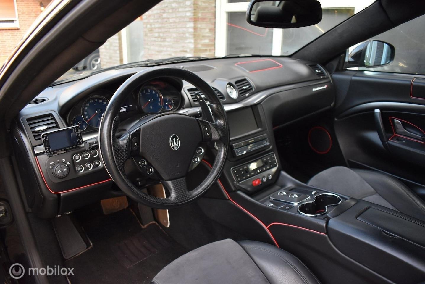 Maserati GranTurismo 4.7 S Youngtimer BTW auto Weinig kms, Auto's, Automaat, Achterwielaandrijving, Gebruikt, 8 cilinders