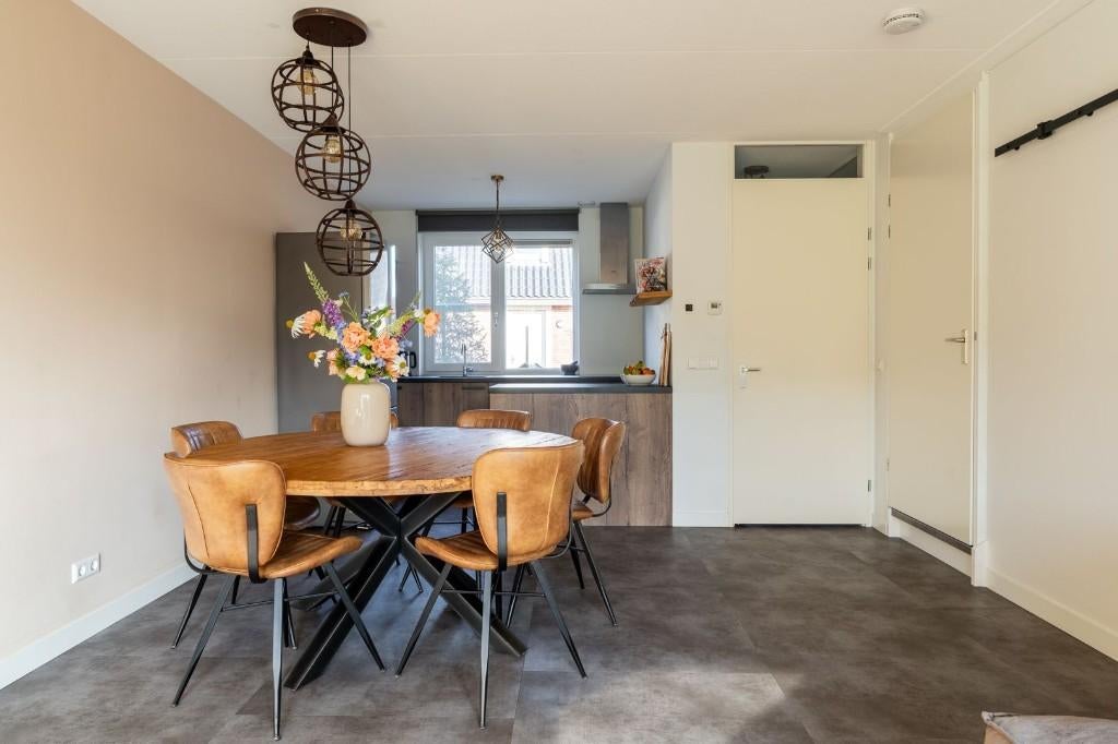 Ronde eettafel (8 persoons) inclusief 6 stoelen, Huis en Inrichting, 100 tot 150 cm, Landelijke /, 150 tot 200 cm, Rond