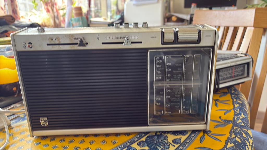 Oude Philips transistor radio, Ophalen, Gebruikt