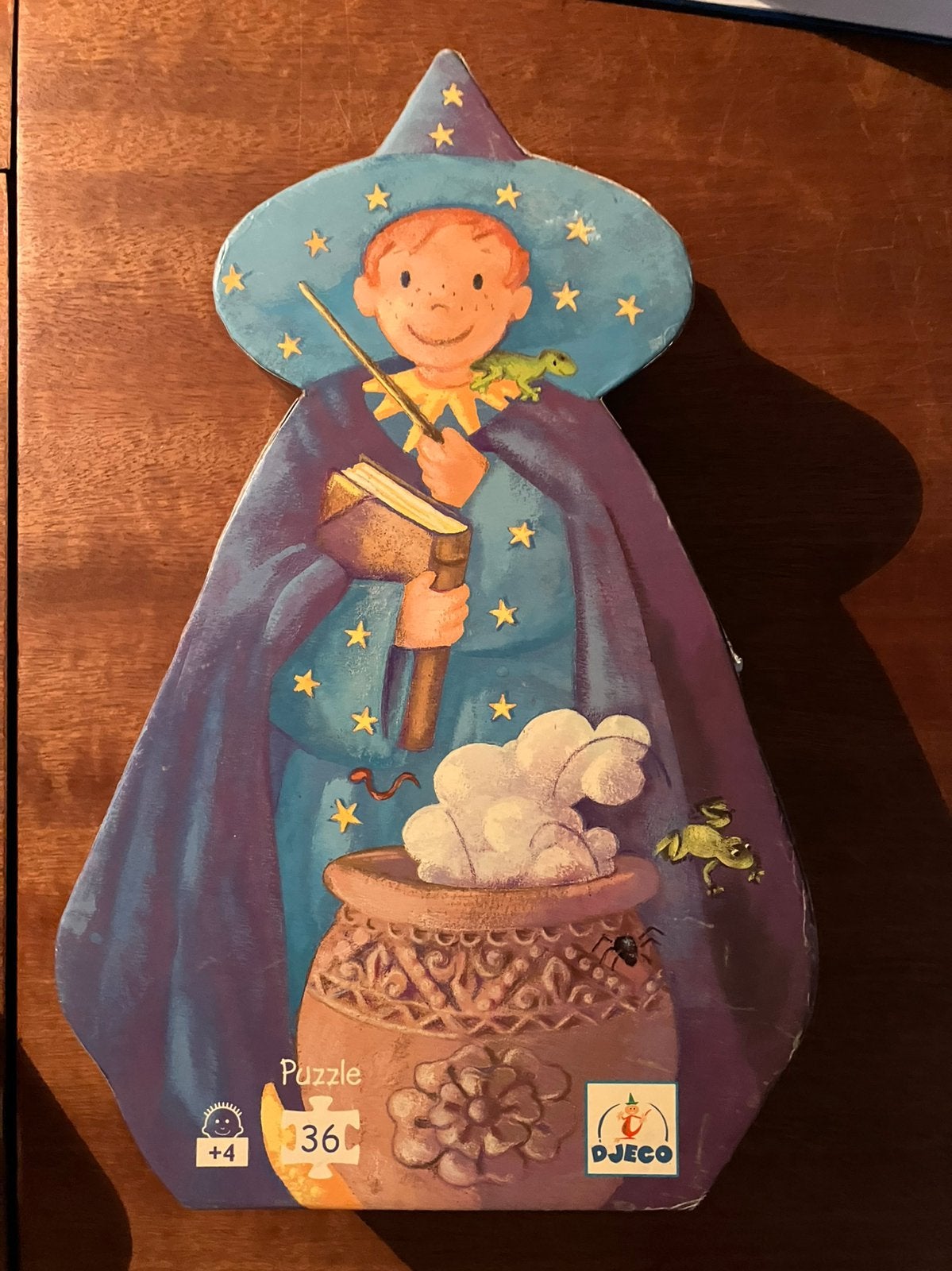 Djeco kinder vloer puzzel Tovenaar met de salamander, Ophalen of Verzenden, 10 tot 50 stukjes, Zo goed als nieuw