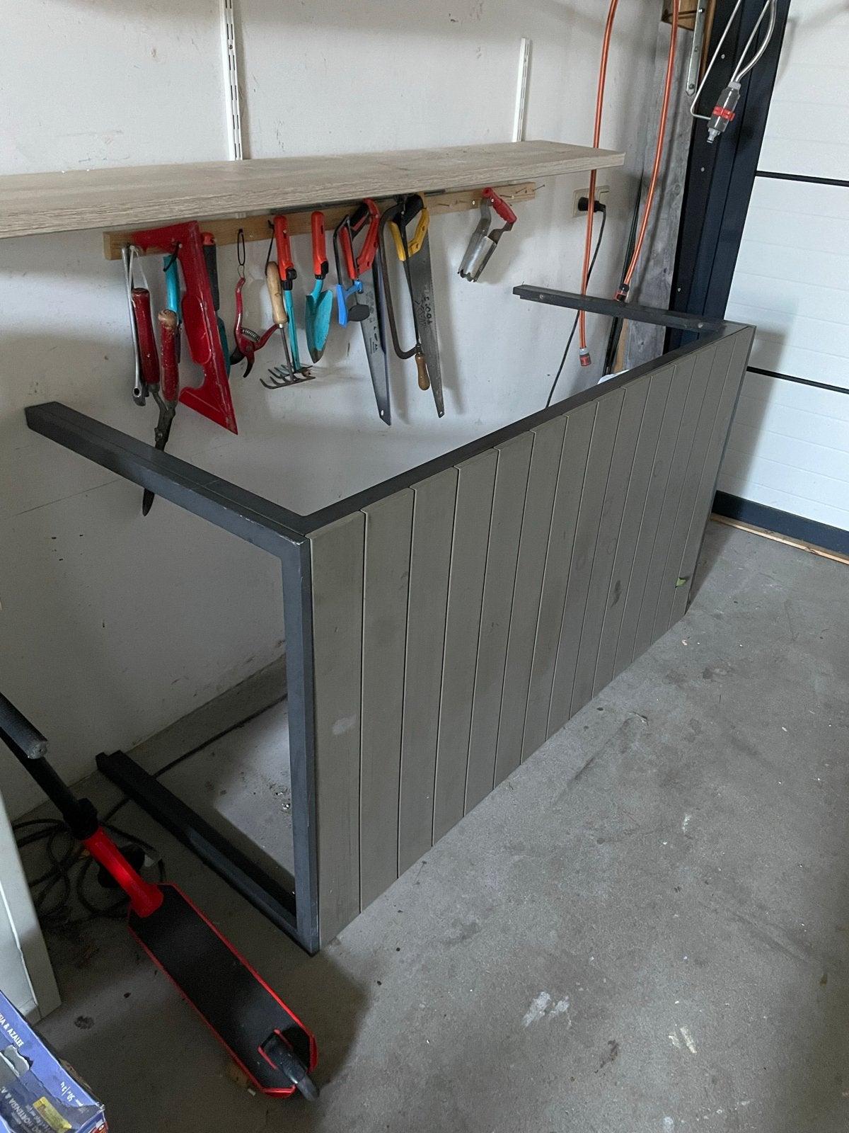 Gratis Tuintafel - Ophalen, Ophalen, Gebruikt, Rechthoekig, Metaal