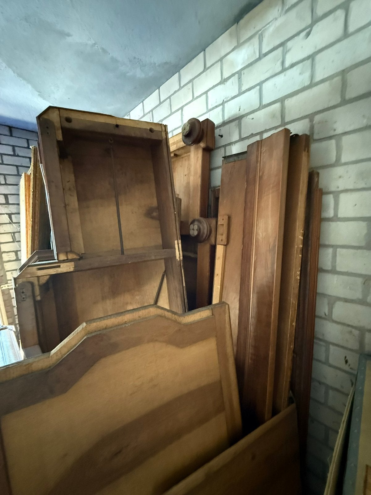 Antieke Italiaanse meubels , 2 bedden, kast omstreeks 1880, Antiek en Kunst, Ophalen