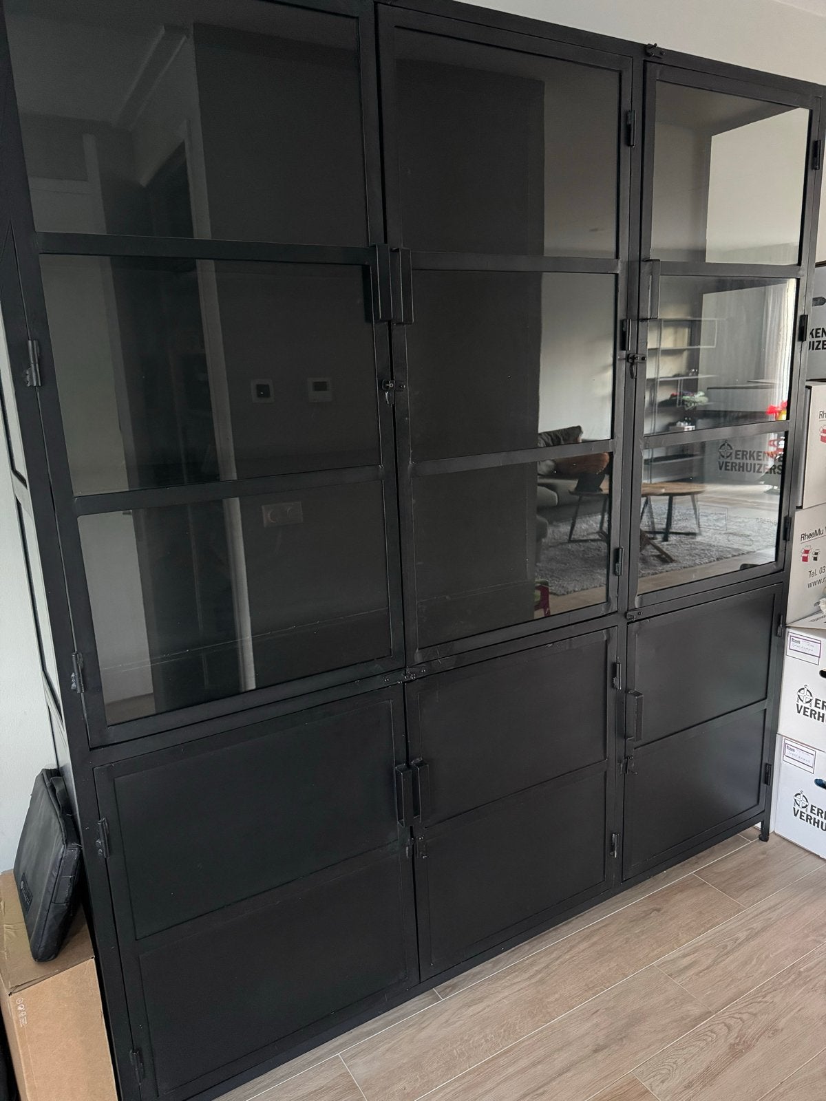 Metalen Zwarte Vitrinekast - 200x220x40cm, Huis en Inrichting, Ophalen, Gebruikt, 200 cm of meer, Metaal