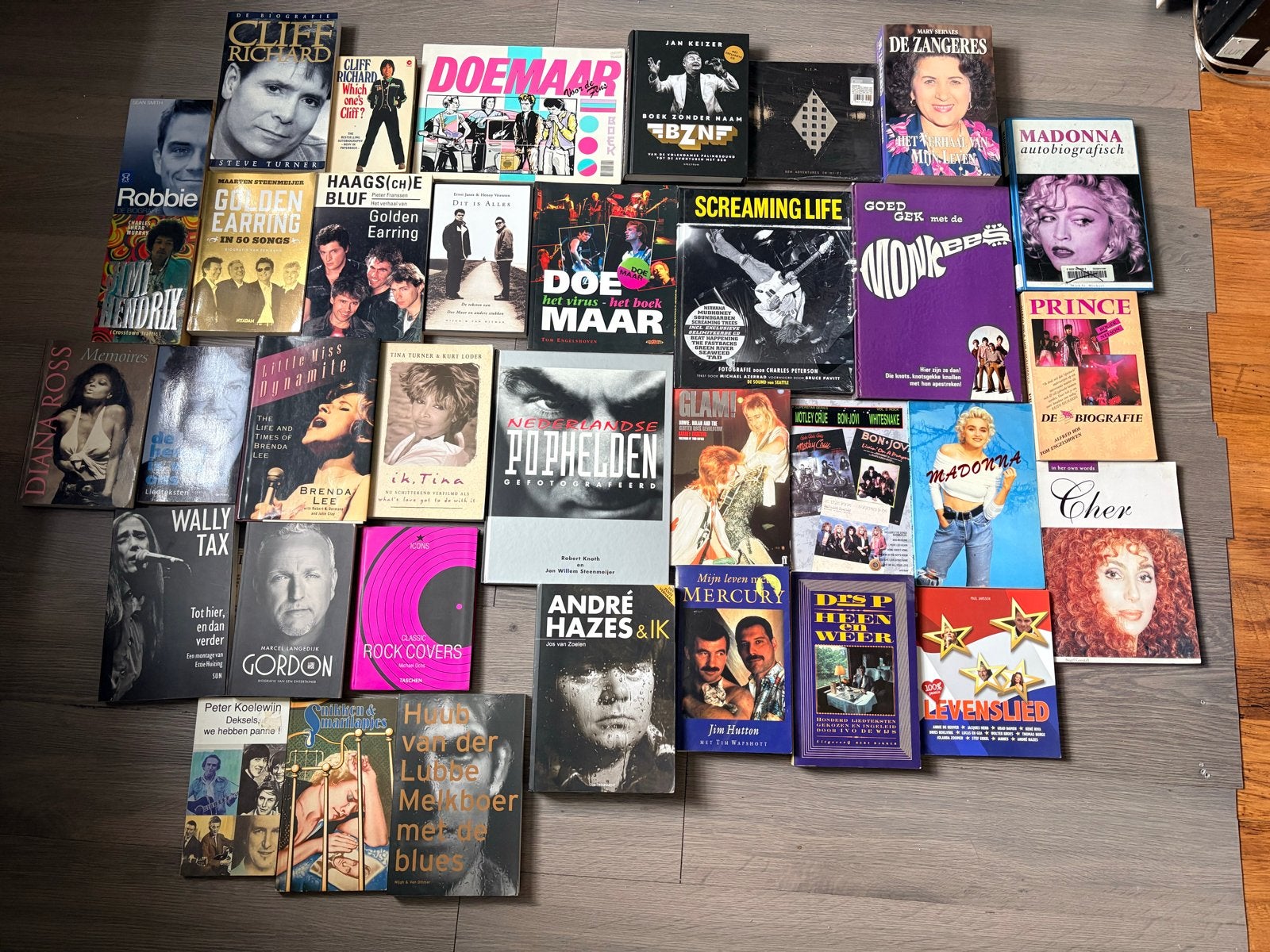 Grote collectie muziekboeken en biografieën, Boeken, Muziek, Ophalen, Gelezen, Artiest