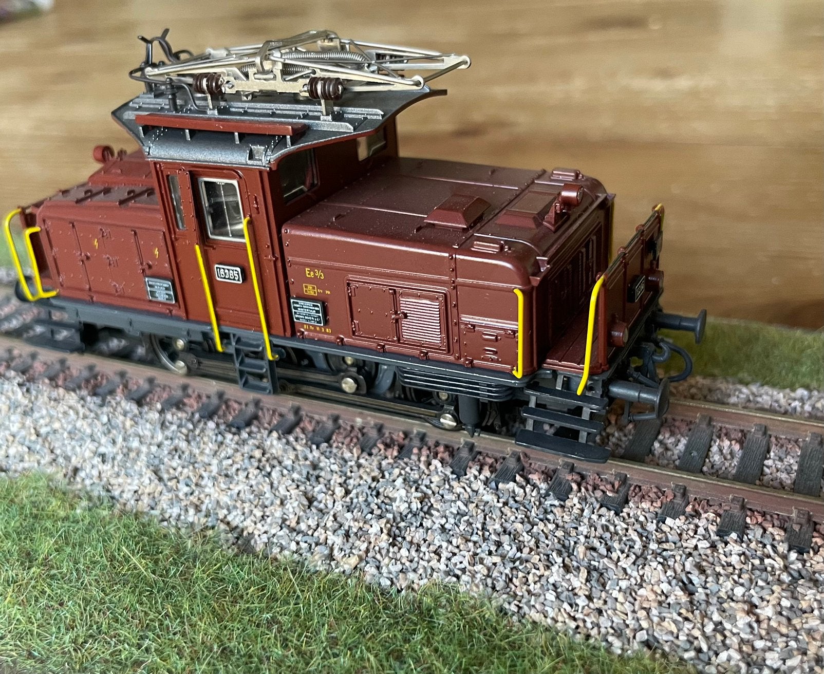 Roco E-loc SBB Ee 3/3 H0, Wisselstroom, Gebruikt, Locomotief, Verzenden
