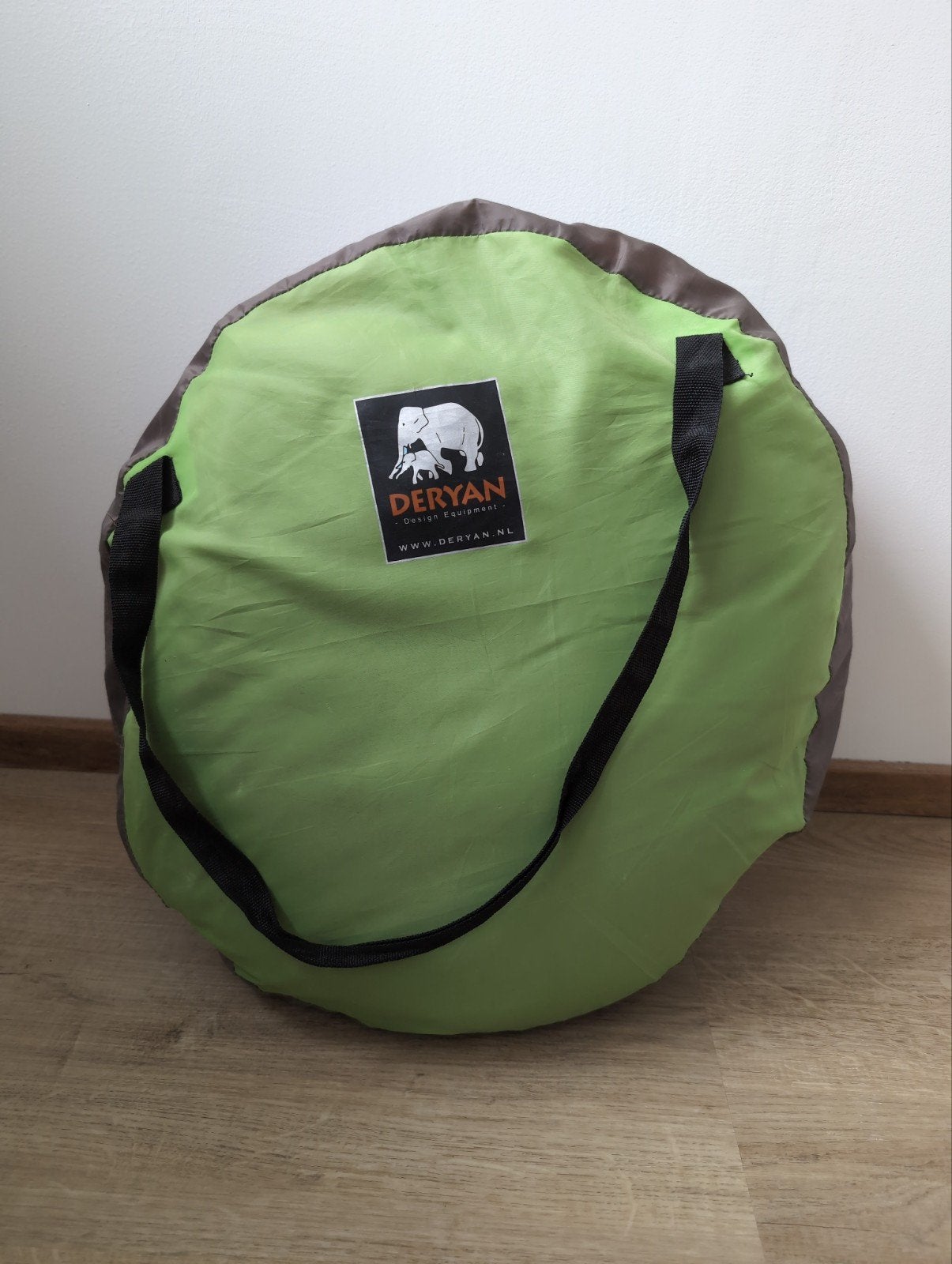 Deryan slaaptentje - Compact en comfortabel, Ophalen, Zo goed als nieuw, Tot en met 2