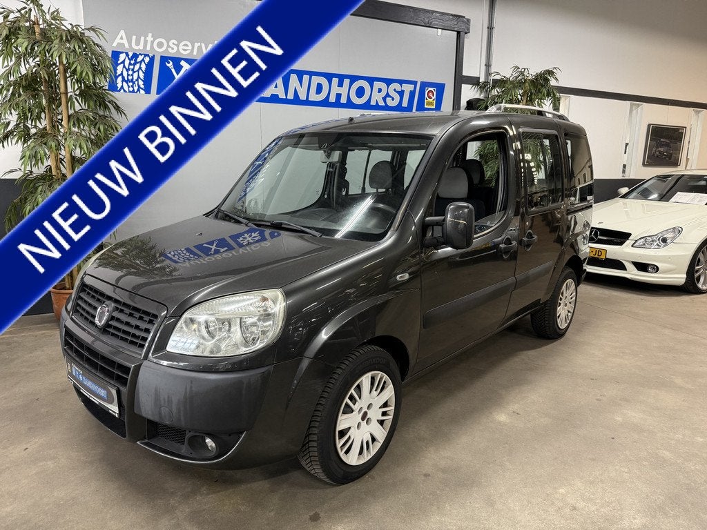 Fiat Doblò 1.4 Dynamic // Airco // |Trekhaak (bj 2009), Auto's, Fiat, Bedrijf, Te koop, Doblo, ABS, Airbags, Airconditioning, Alarm