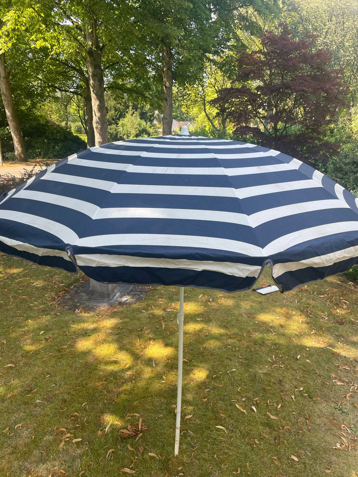 Parasol 2 meter - Blauw/Wit gestreept, Ophalen, Gebruikt, 2 tot 3 meter, Stokparasol