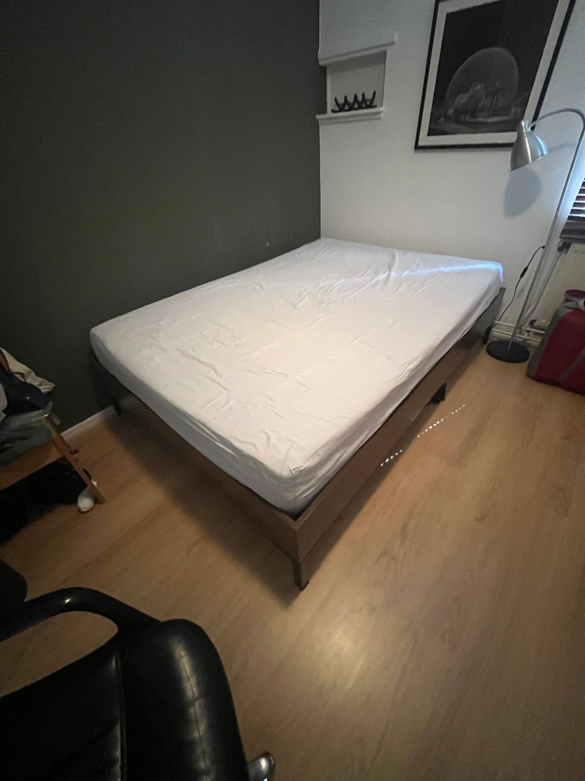Tweepersoonsbed (Ikea) met matras, 140x200 cm, Ophalen, Gebruikt, Bruin, Tweepersoons
