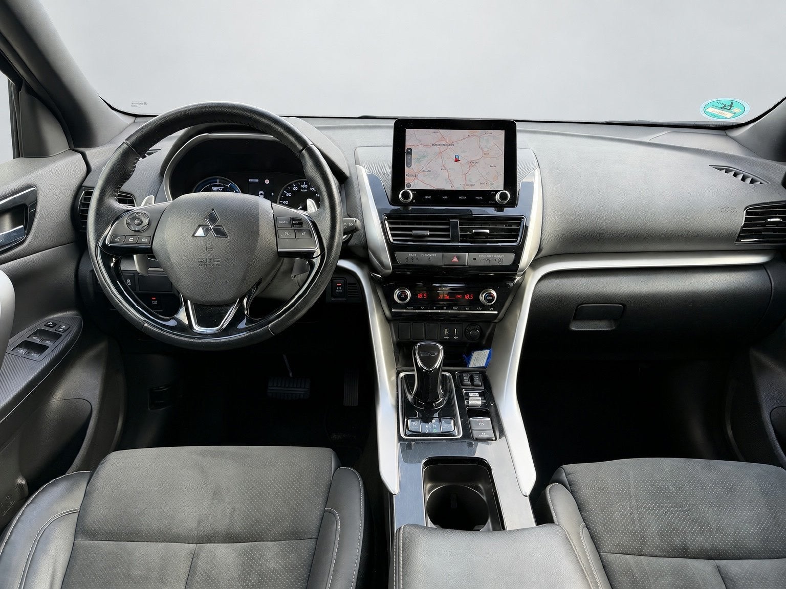 Mitsubishi Eclipse Cross 2.4 PHEV Intense+, trekhaak, stoelv, Auto's, Automaat, Dealer onderhouden, Euro 6, 4 cilinders
