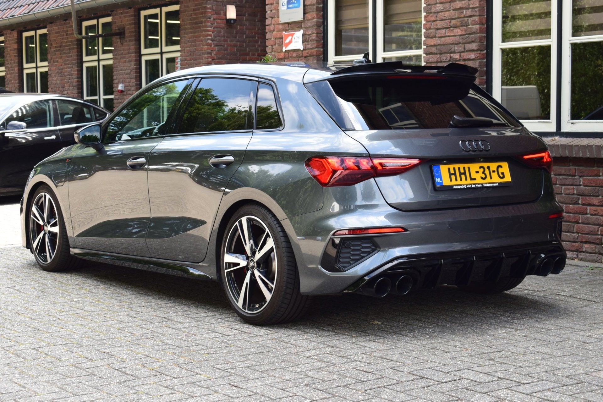Audi A3 Sportback 45 TFSI 3X S line Competition Camera | Key, Gebruikt, 4 cilinders, Plug-in hybride, Hybride Elektrisch/Benzine