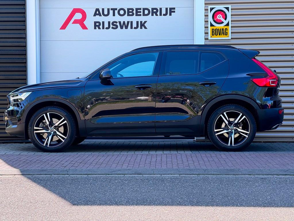 Volvo XC40 1.5 T5 Twin Engine R-Design 360/AppleCarPlay, Euro 6, 1712 kg, Alcantara, Zwart