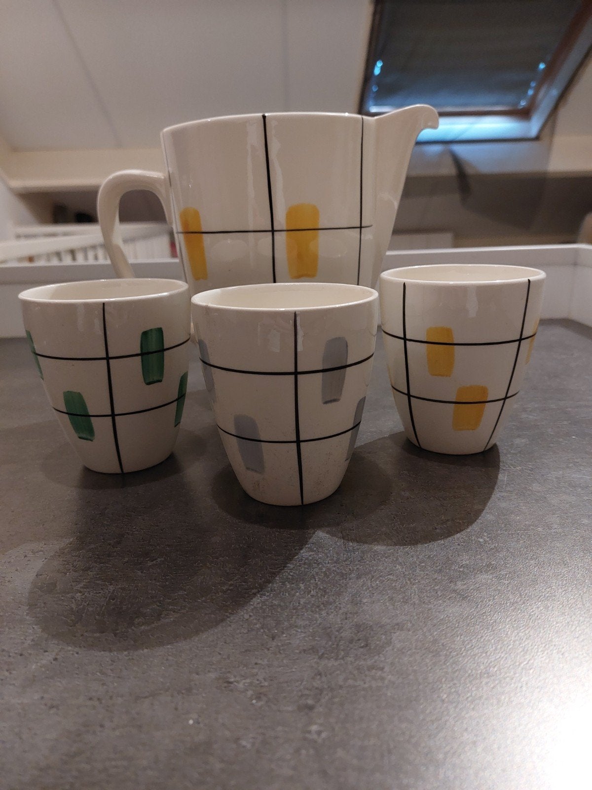 P. Regout Maastricht Kan en Bekers - Vintage Servies, Ophalen