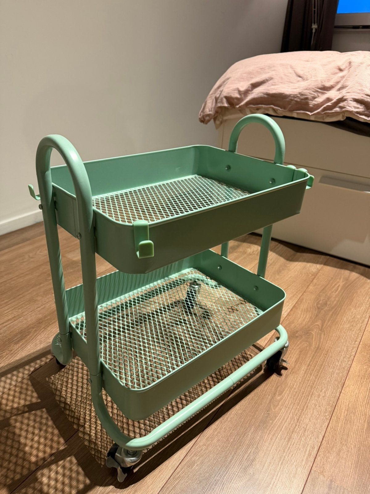 Kar / karretje op wieltjes / mintgroen / aqua, Ophalen, Zo goed als nieuw