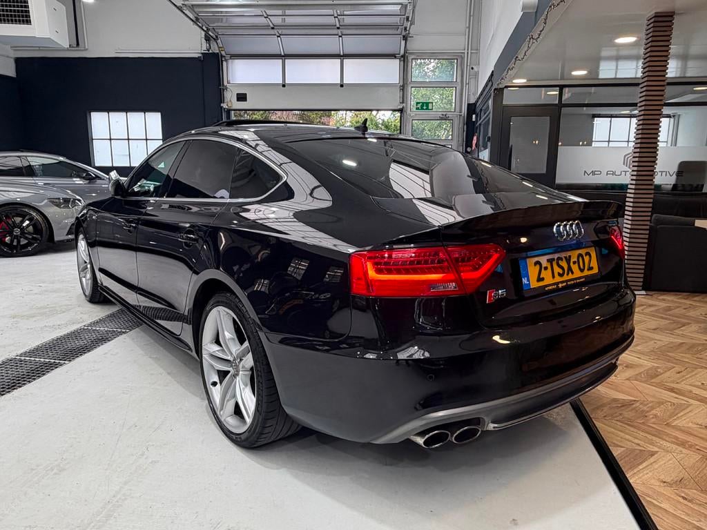 Audi S5 Sportback 3.0 TFSI quattro|B&O|PANO|ACC|KEYLESS|NAP, Auto's, Automaat, Euro 5, Gebruikt, Zwart