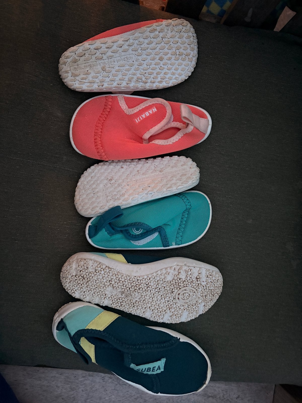 Waterschoenen kids zomer gratis, Kinderen en Baby's, Kinderkleding | Schoenen en Sokken, Ophalen, Gebruikt, Jongen of Meisje, Schoenen