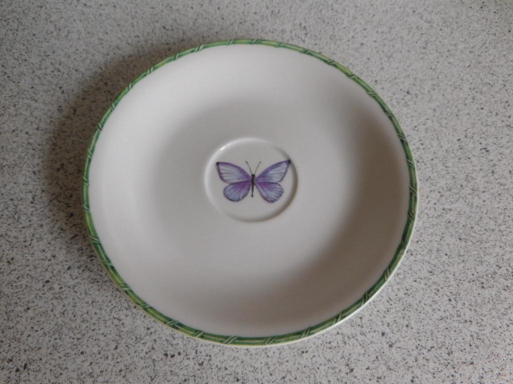 Schotel 15 cm. Vlinders Janneke Brinkman JBS, Ophalen of Verzenden, Zo goed als nieuw, Overige stijlen, Kop(pen) en/of Schotel(s)