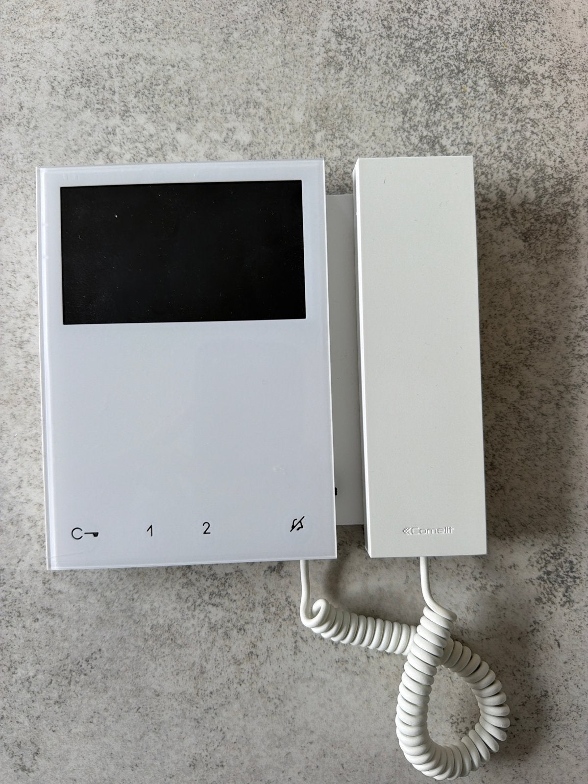 Comelit Mini videofoon / video-intercom met kleurenscherm, Ophalen of Verzenden, Zo goed als nieuw, Compleet systeem, Overige soorten