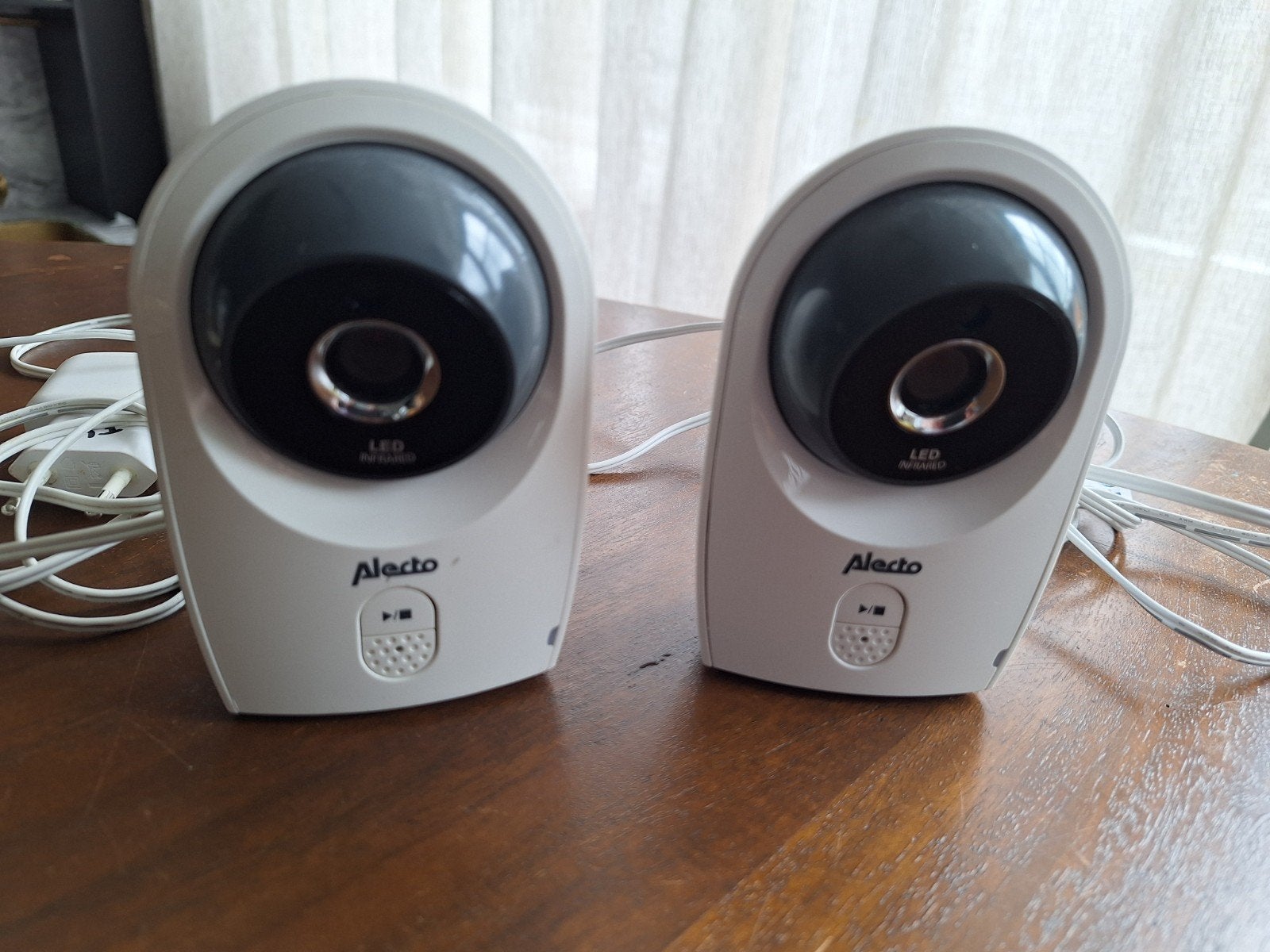 2 cameras Alecto DVM-143 series, Ophalen, 100 tot 250 meter