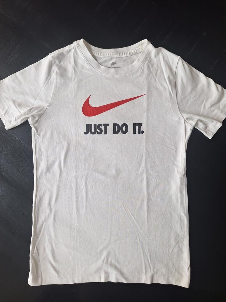 Levi's tshirt, Ophalen of Verzenden, Zo goed als nieuw, Jongen, Shirt of Longsleeve