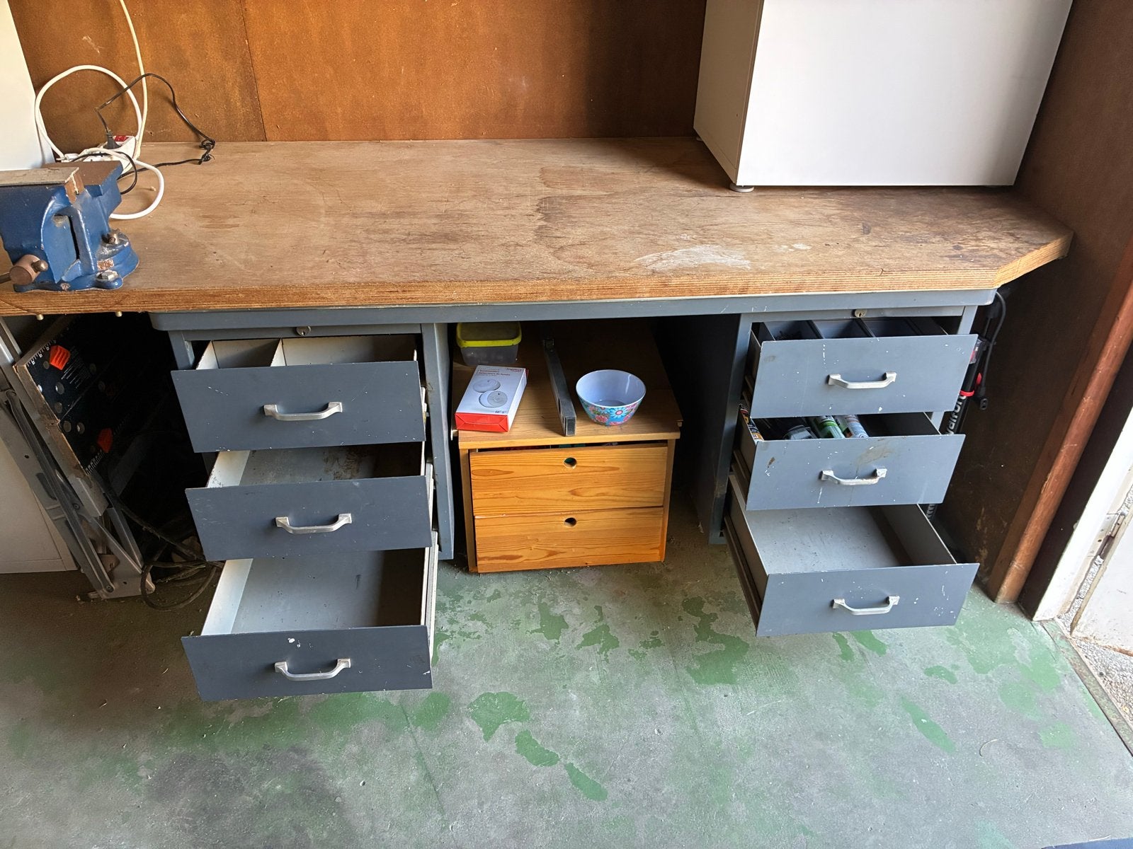 Robuuste Werkbank met Lades en Houten Werkblad