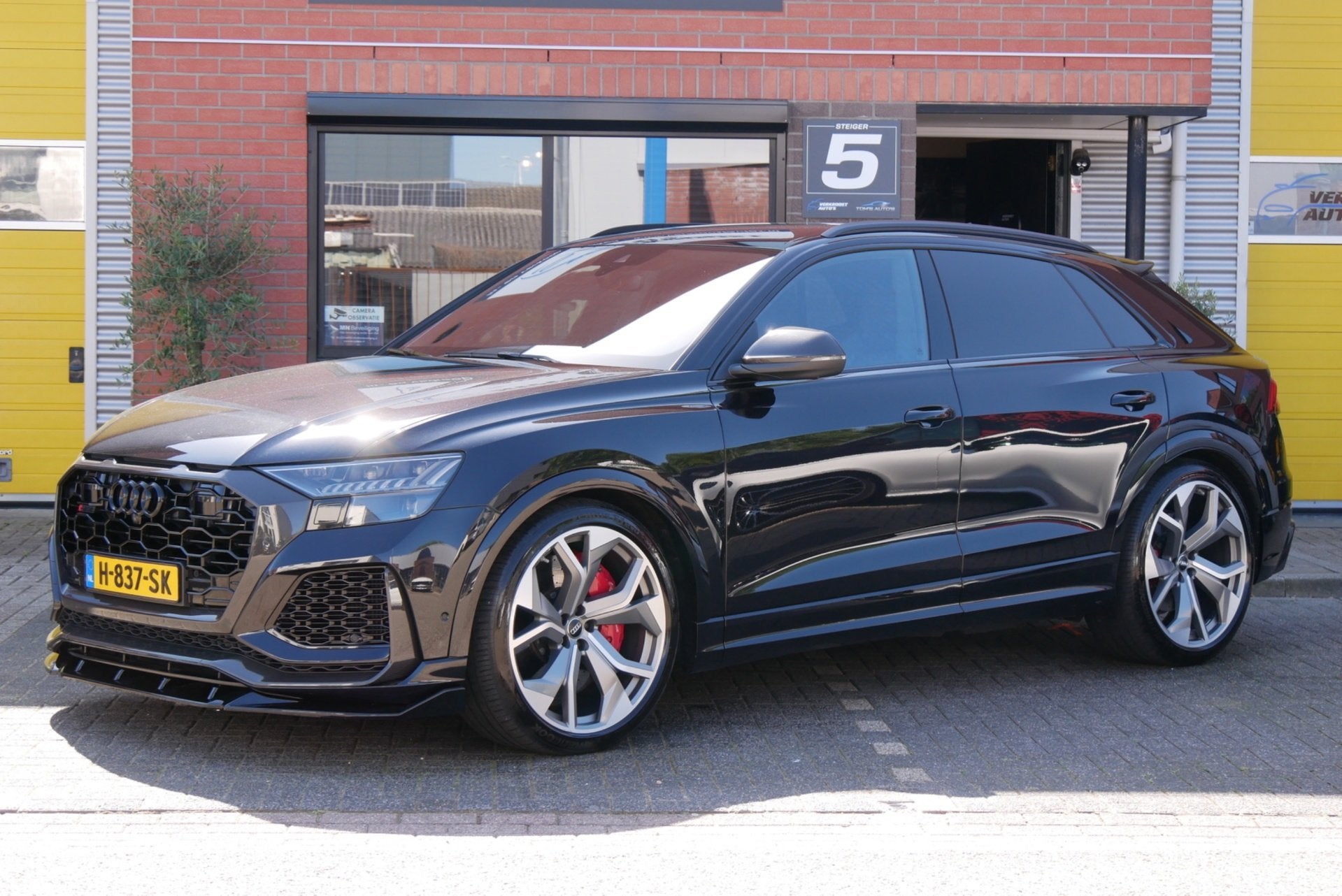 Audi Rsq8 4.0tfsi v8.quattro.keramisch.carbon.alcantra.stand, Auto's, Dealer onderhouden, Gebruikt, 600 pk, Zwart