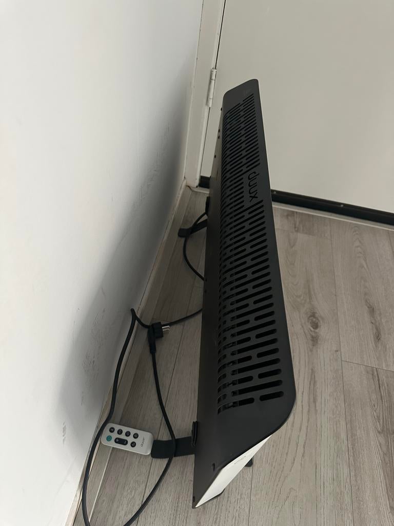 Duux verwarming met afstandsbediening, 30 tot 80 cm, Radiator, Ophalen of Verzenden, Zo goed als nieuw