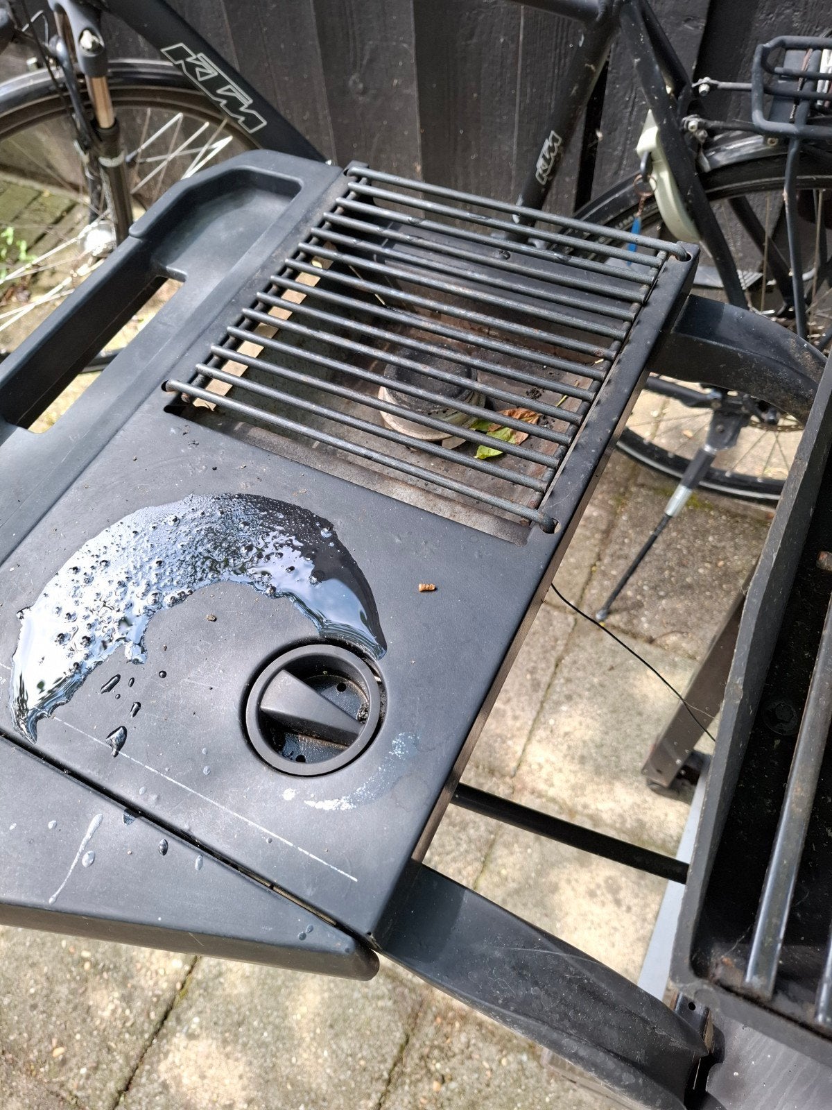 Barbecue werkt nog (Gratis ), Ophalen, Gebruikt, Gas